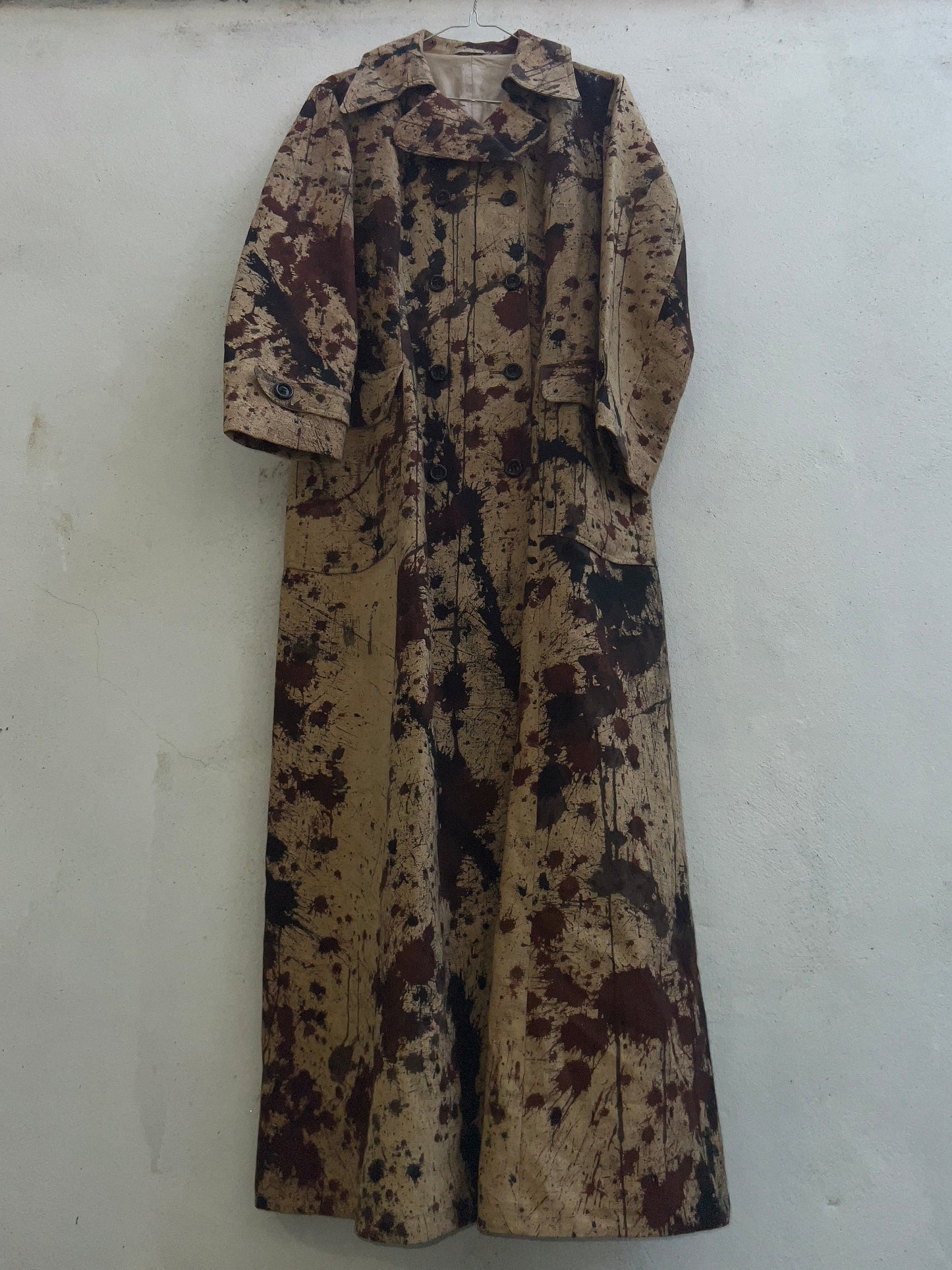 ULTRA RARE 60S PAINT PRINT TRENCH COAT / UK 8-12