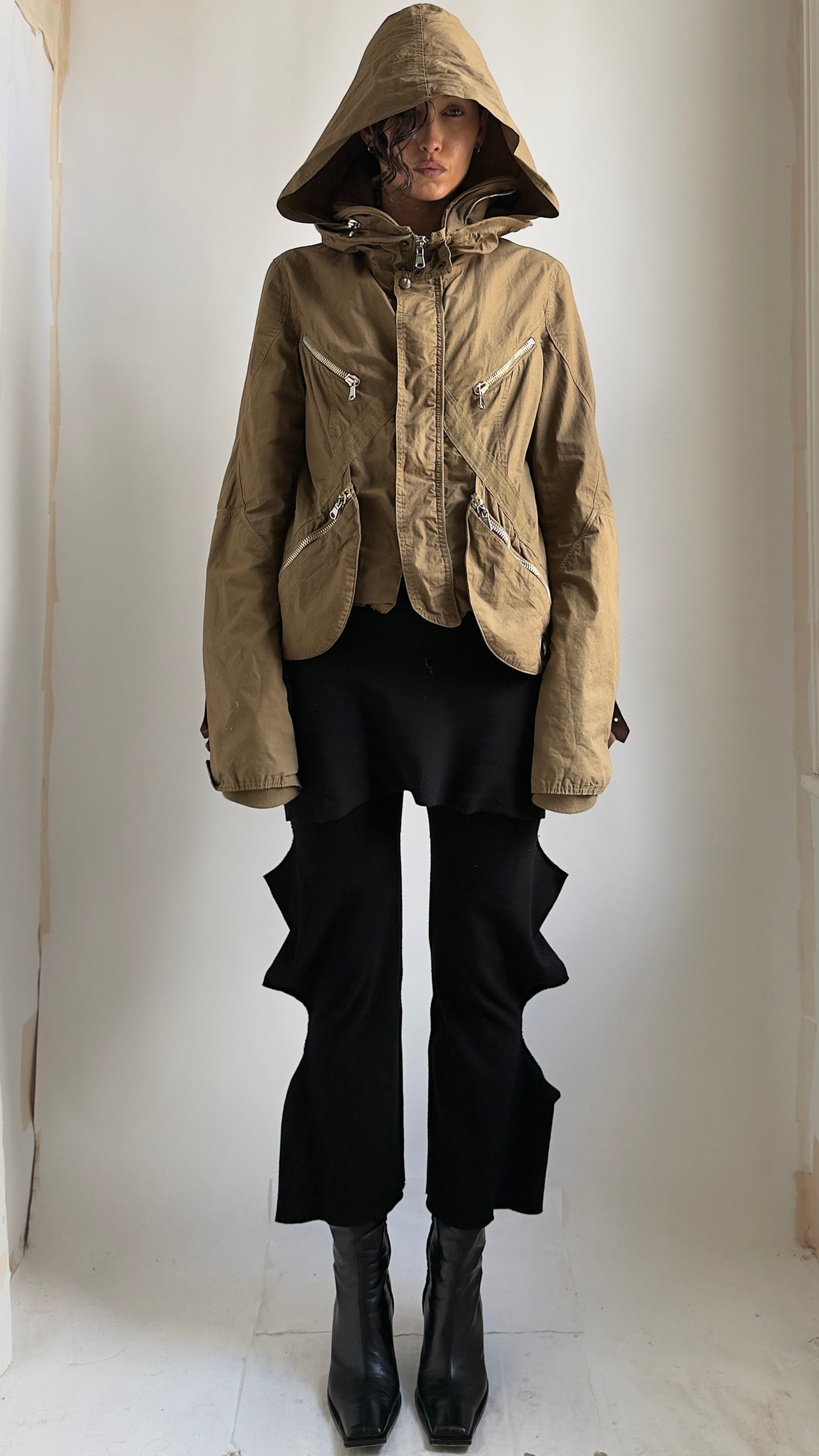 ULTRA RARE 80S PARACHUTE JACKET WITH FOLDABLE HOOD / UK 6-10