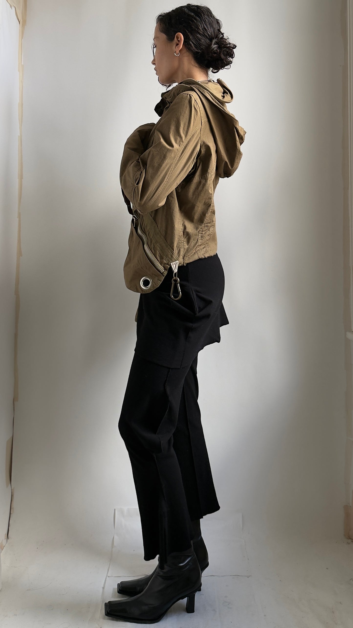 ULTRA RARE 80S PARACHUTE JACKET WITH FOLDABLE HOOD / UK 6-10