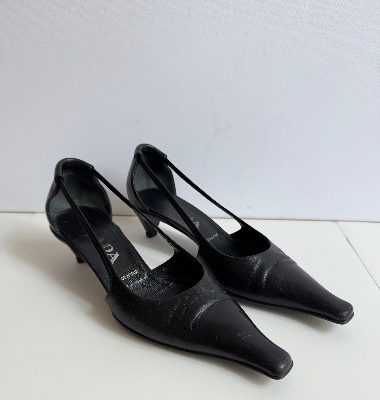 RARE EARLY 2000S PRADA SLINGBACKS WITH ELONGATED POINTED TOE / 36 / 3.5