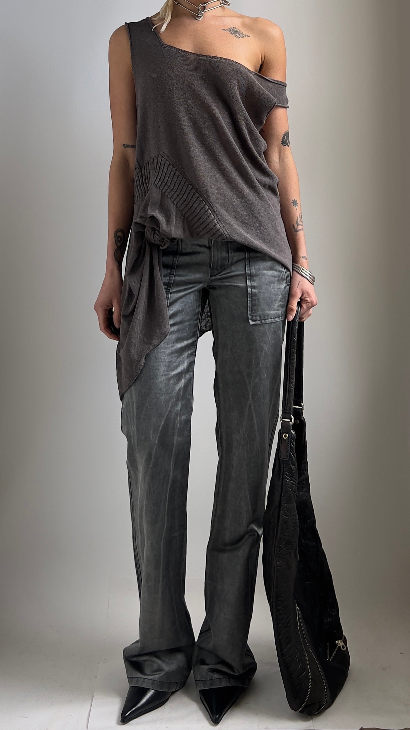EARLY 2000S SILVER LOW WAISTED TROUSERS / W/H ; 30" / UK 6