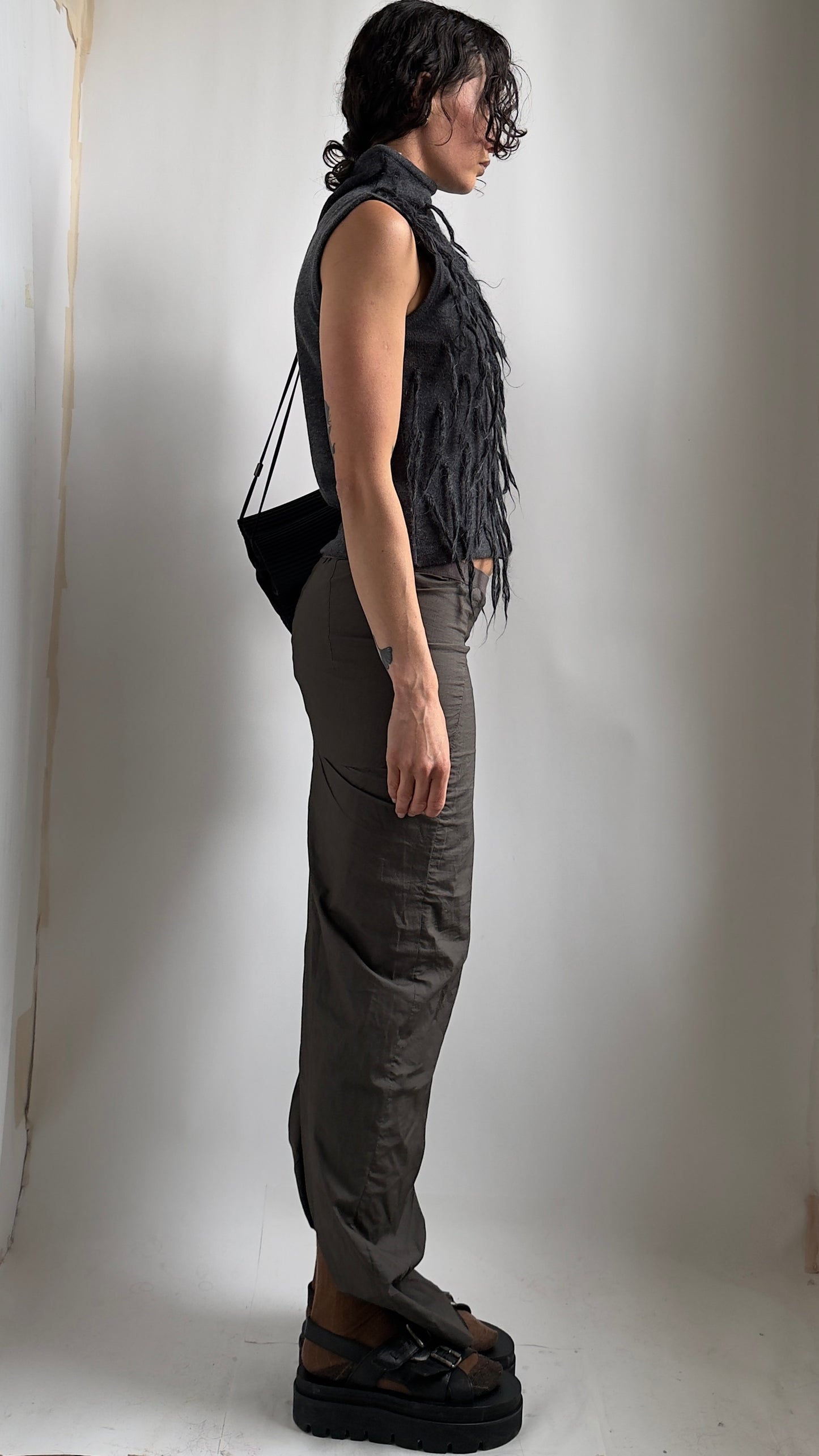 90S TEXTURAL MOCK NECK VEST TOP / UK 6-8