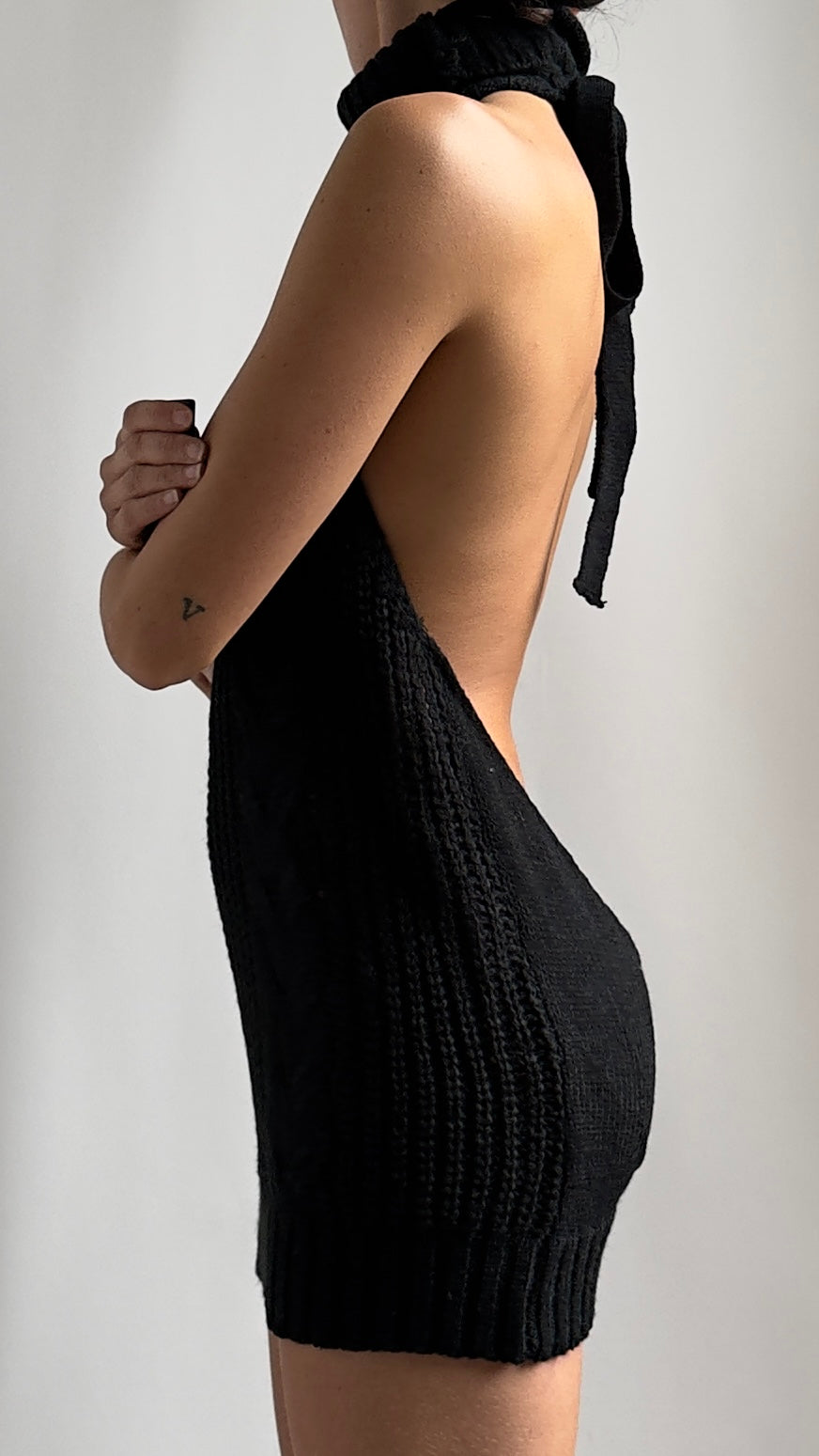 90S SOFT KNIT MINI DRESS WITH SUPER LOW PLUNGING BACK / UK 6-8