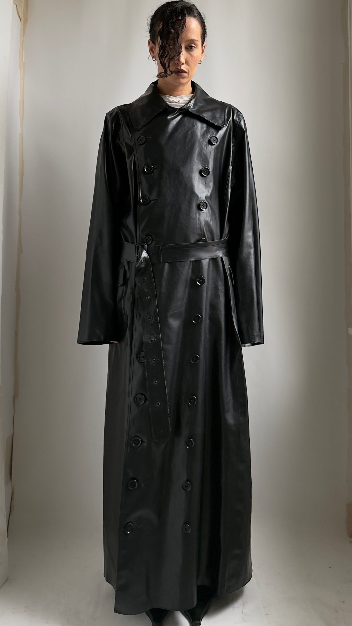 ULTRA RARE 70S OVERSIZED PVC TRENCH COAT / UK 12-16