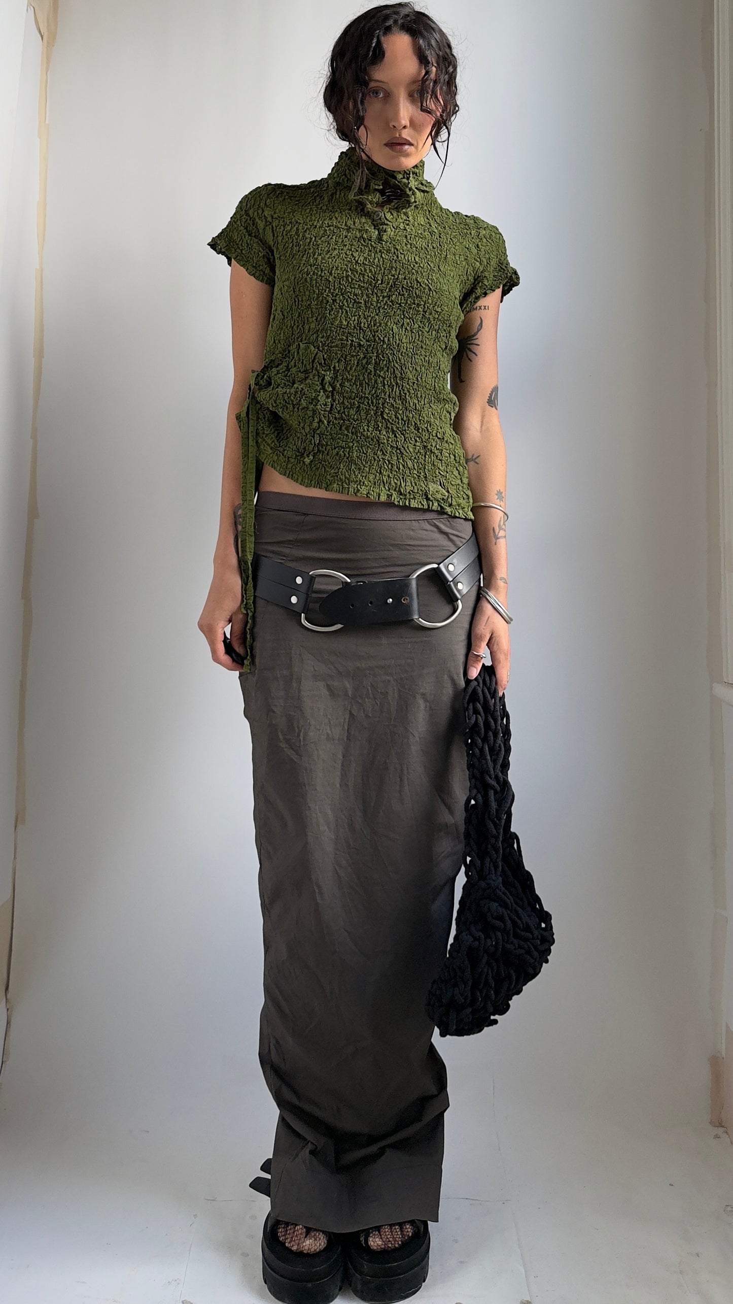 ISSEY MIYAKE CRINKLE PLEAT GREEN TOP WITH TIE / UK 6-10