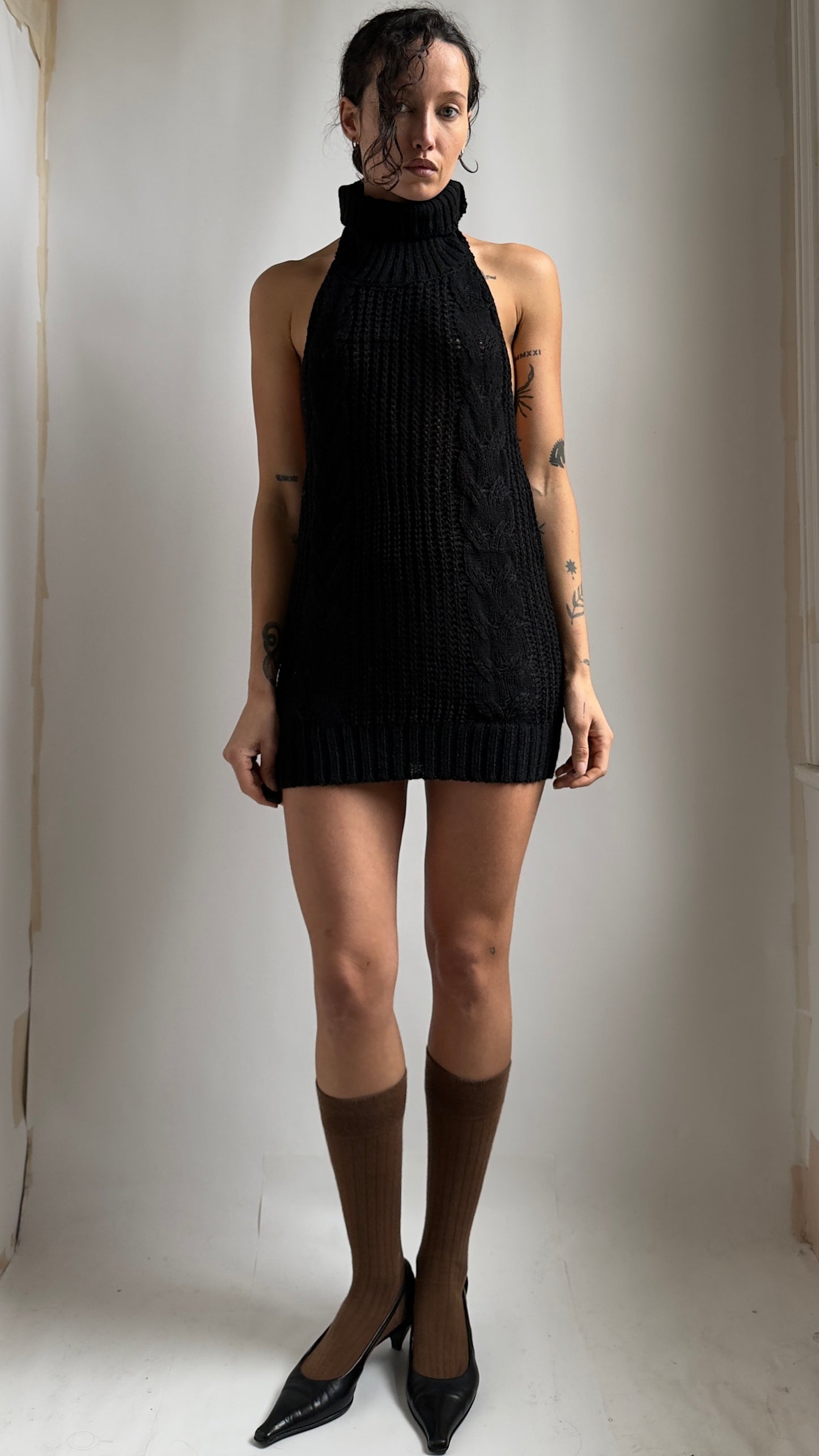 90S SOFT KNIT MINI DRESS WITH SUPER LOW PLUNGING BACK / UK 6-8