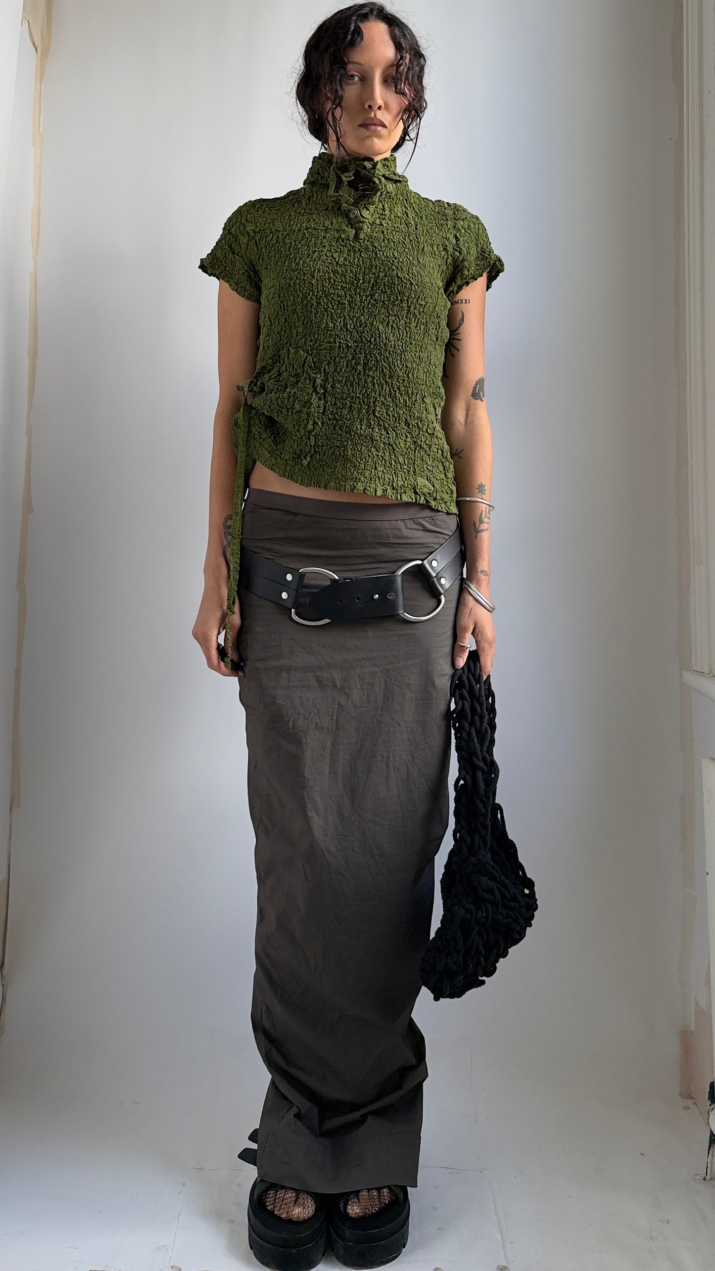 ISSEY MIYAKE CRINKLE PLEAT GREEN TOP WITH TIE / UK 6-10