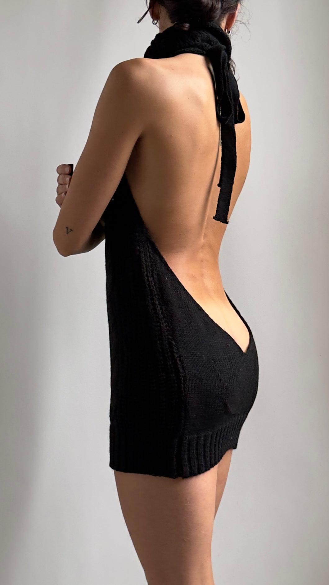 90S SOFT KNIT MINI DRESS WITH SUPER LOW PLUNGING BACK / UK 6-8